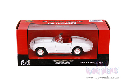 Showcasts® Collectibles - Chevrolet® Corvette® Convertible (1967, 1/24 scale diecast model car, White) 77224WR MAP: $22.99