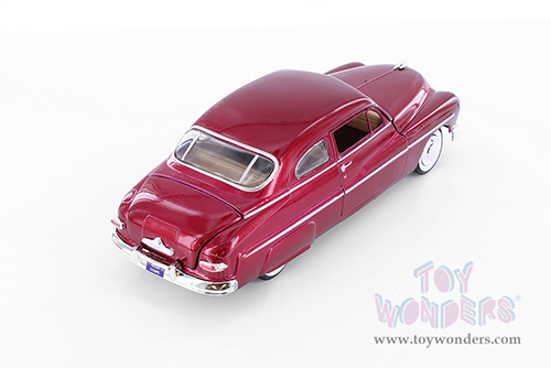 Showcasts® Collectibles - Mercury Coupe Hardtop (1949, 1/24 scale diecast model car, Red) 77225R MAP: $22.99