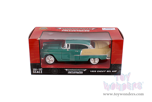 Showcasts® Collectibles - Chevy® Bel Air® Hardtop (1955, 1/24 scale diecast model car, Green) 77229GN MAP: $22.99