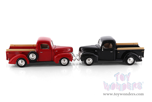 Showcasts® Collectibles - Ford Pickup (1940, 1/24 scale diecast model car, Asstd.) 77234D MAP: $19.99