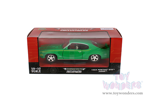 Showcasts® Collectibles - 1969 Pontiac® GTO™ Judge™ Hardtop (1969, 1/24 scale diecast model car, Green) 77242GN MAP: $22.99