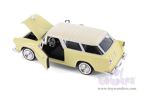 Showcasts® Collectibles - Chevrolet® Bel Air® Nomad™ Hardtop (1955, 1/24 scale diecast model car, Asstd.) 77248D MAP: $19.99