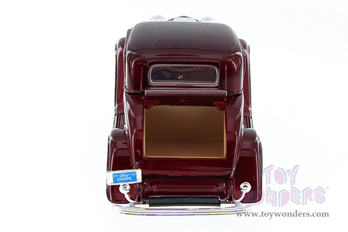 Showcasts® Collectibles - Ford Coupe Hard Top (1932, 1/24 scale diecast model car, Red) 77251R MAP: $22.99