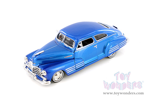 Showcasts® Collectibles - Chevy® Aerosedan Fleetline Hardtop  (1948, 1/24 scale diecast model car, Blue) 77266BU MAP: $22.99