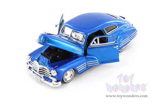Showcasts® Collectibles - Chevy® Aerosedan Fleetline Hardtop  (1948, 1/24 scale diecast model car, Blue) 77266BU MAP: $22.99