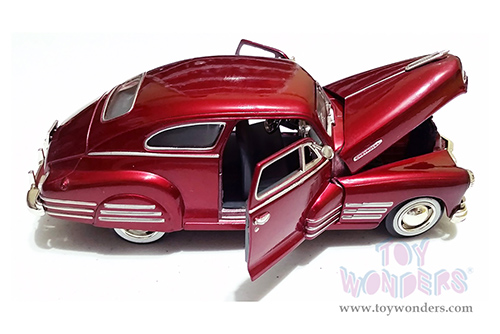 Showcasts® Collectibles - Chevy® Aerosedan Fleetline Hardtop  (1948, 1/24 scale diecast model car, Red) 77266R MAP: $22.99