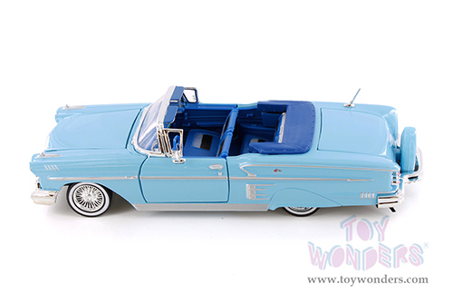 Showcasts® Collectibles - Chevrolet® Impala™ Convertible (1958, 1/24 scale diecast model car, Light Blue) 77267LRBU MAP: $22.99