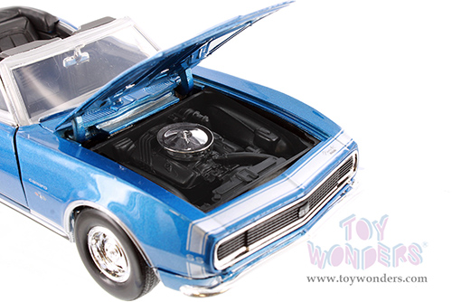 Showcasts® Collectibles - Chevrolet® Camaro® SS Convertible (1967, 1/24 scale diecast model car, Asstd.) 77301D MAP: $19.99