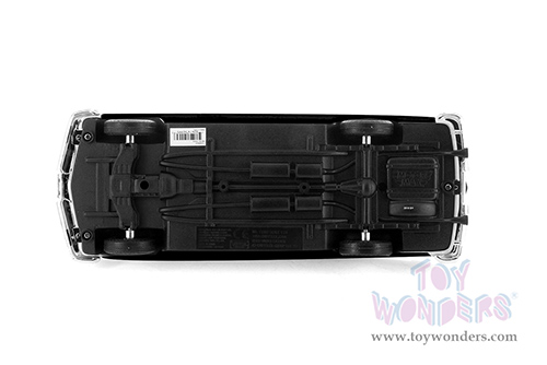 Showcasts® Collectibles - Chrysler C300 Hardtop (1955, 1/24 scale diecast model car, Black) 77302BK MAP: $22.99