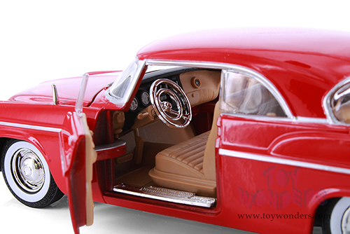 Showcasts® Collectibles - Chrysler C300 Hardtop (1955, 1/24 scale diecast model car, Asstd.) 77302D MAP: $19.99