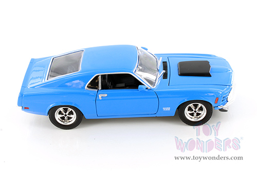 Showcasts® Collectibles - Ford Mustang Boss 429 Hardtop (1970, 1/24 scale diecast model car, Asstd.) 77303D MAP: $19.99