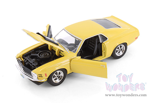 Showcasts® Collectibles - Ford Mustang Boss 429 Hardtop (1970, 1/24 scale diecast model car, Asstd.) 77303D MAP: $19.99
