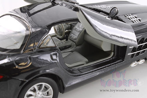 Showcasts® Collectibles - Mercedes Benz SLR McLaren Hardtop (1/24 scale diecast model car, Black) 77306D MAP: $19.99