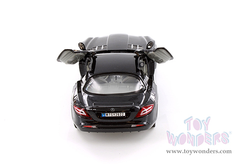 Showcasts® Collectibles - Mercedes Benz SLR McLaren Hardtop (1/24 scale diecast model car, Black) 77306D MAP: $19.99