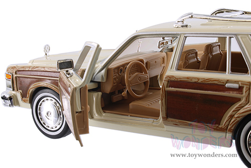 Showcasts® Collectibles - Chrysler LeBaron Town & Country Wagon (1979, 1/24 scale diecast model car, Asstd.) 77331D MAP: $19.99