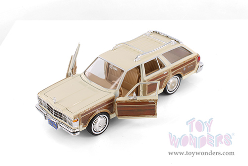 Showcasts® Collectibles - Chrysler LeBaron Town & Country Wagon (1979, 1/24 scale diecast model car, Asstd.) 77331D MAP: $19.99