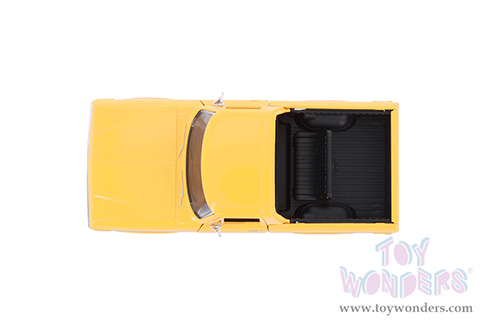 Showcasts® Collectibles - Ford Bronco (open top) (1978, 1/24 scale diecast model car, Asstd.) 77374D MAP: $19.99