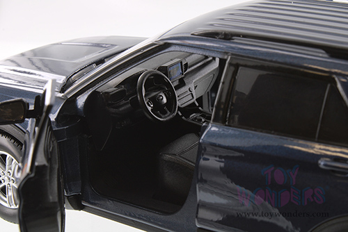 Showcasts®  Collectibles - Ford Explorer XLT (2022, 1/24 scale diecast model car, Asstd.) 77378D MAP: $19.99