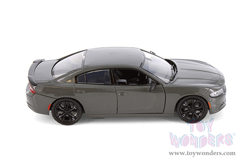 Showcasts® Collectibles - Dodge Charger SXT Hardtop (2023, 1/24 scale diecast model car, Asstd.) 77387D MAP: $19.99