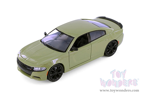 Showcasts® Collectibles - Dodge Charger SXT Hardtop (2023, 1/24 scale diecast model car, Asstd.) 77387DA MAP: $19.99