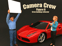 American Diorama Figurine - Camera Crew II "Crew Holding Reflector" (1/18 scale, Blue) 77428