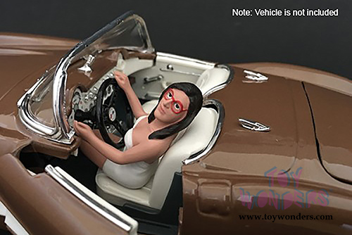 American Diorama Figurine - Female Driver (1/18 scale, White) 77529