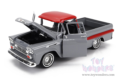 Motormax Get Low - Chevrolet® Apache™ Fleetside™ Pickup (1958, 1/24 scale diecast model car, Gray/Red) 79033WL
