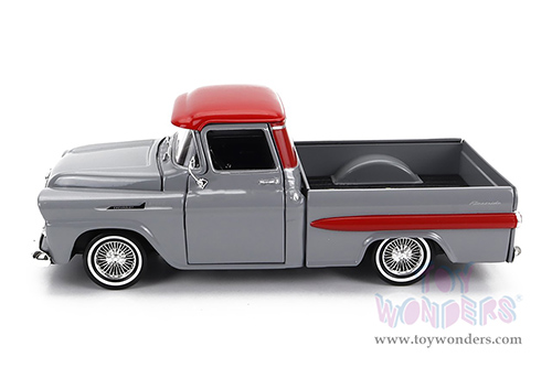 Motormax Get Low - Chevrolet® Apache™ Fleetside™ Pickup (1958, 1/24 scale diecast model car, Gray/Red) 79033WL