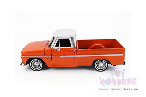 Motormax Get Low - Chevrolet® C10 Fleetside™ Pickup Truck (1966, 1/24 scale diecast model car, Orange/White) 79034WLOR