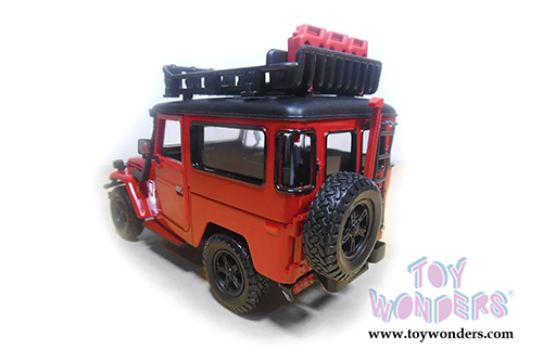 Motormax Off Road - Toyota FJ40 Land Cruiser (1/24 scale diecast model car, Red) 79137R
