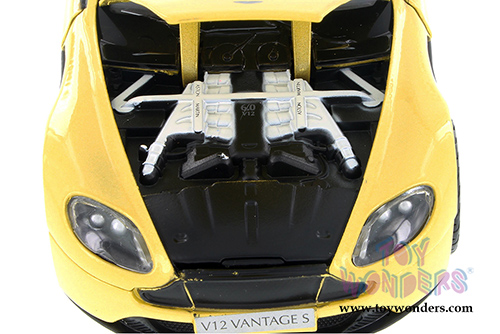 Showcasts Collectibles - Aston Martin V12 Vantage S Coupe Hardtop (1/24 scale diecast model car, Yellow) 79322YL/6