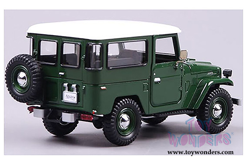 Motormax Platinum Collection - Toyota FJ40 (1/24 scale diecast model car, Blue) 79323PTM