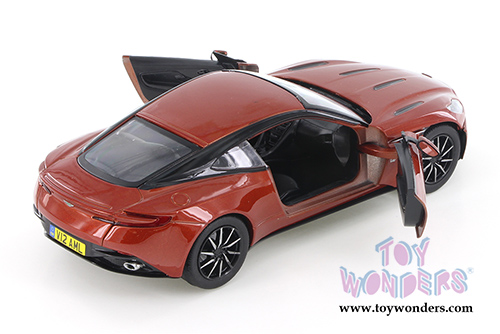 Showcasts Collectibles - Aston Martin DB11 Hard Top (1/24 scale diecast model car, Asstd.) 79345/16D