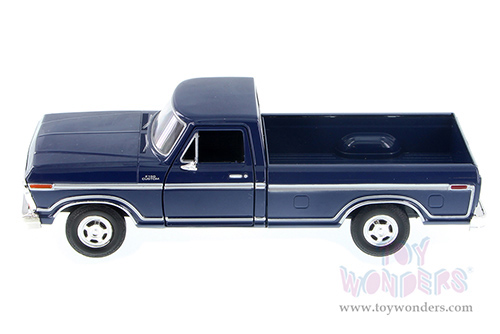 Showcasts® Collectibles - Ford F-150 Custom Pickup (1979, 1/24 scale diecast model car, Asstd.) 79346/16D