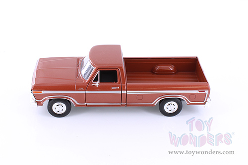 Showcasts® Collectibles - Ford F-150 Custom Pickup (1979, 1/24 scale diecast model car, Asstd.) 79346/16D