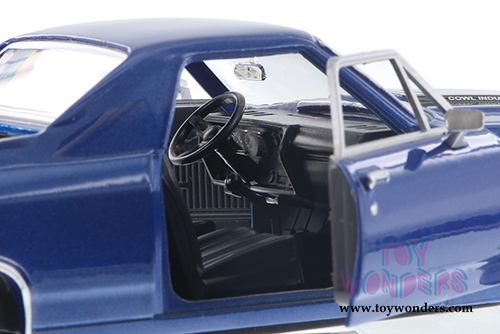 Showcasts Collectibles - Chevy&reg; El Camino&trade; SS 396 Hardtop (1970, 1/24 scale diecast model car, Asstd.) 79347/16D