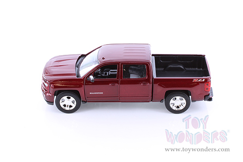 Showcasts Collectibles - Chevy&reg; Silverado&trade; 1500 LT Z71 Crew Cab Truck (2017, 1/27 scale diecast model car, Red) 79348R/16D