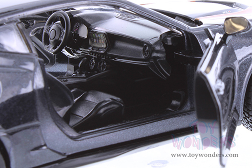 Showcasts Collectibles - Chevrolet&reg; Camaro&reg; ZL1 Hardtop (2017, 1/18 scale diecast model car, Black w/Orange Stripes) 79351M/16D