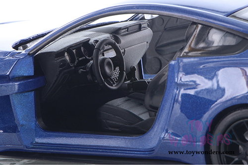 Showcasts® Collectibles - Ford Mustang GT Hardtop (2018, 1/24 scale diecast model car, Asstd.) 79352/16D