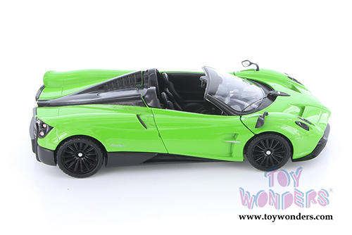 Showcasts Collectibles - Pagani Huayra Roadster (1/24 scale diecast model car, Asstd.) 79354/16D