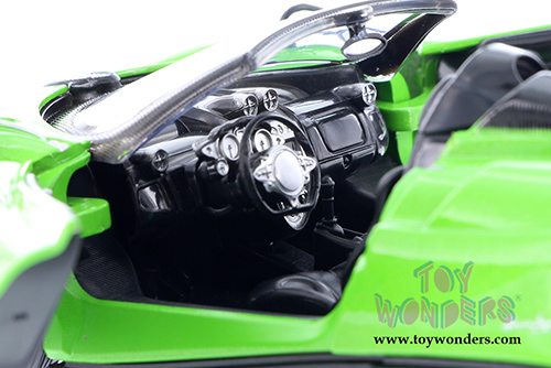 Showcasts Collectibles - Pagani Huayra Roadster (1/24 scale diecast model car, Green) 79354GN
