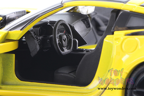 Showcasts  Collectibles - Chevrolet&reg; Corvette&reg; ZR1 Hardtop (2019, 1/24 scale diecast model car, Asstd.) 79356/16D