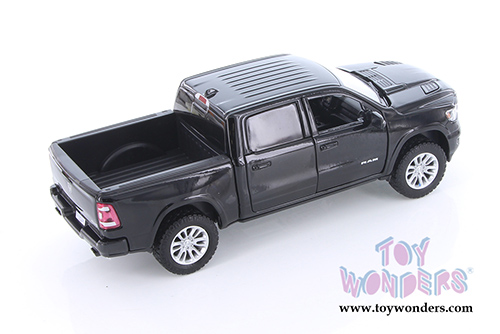 Showcasts Collectibles - Dodge Ram 1500 Crew Cab Laramie Pickup Truck (2019, 1/24 scale diecast model car, Asstd.) 79357/16D