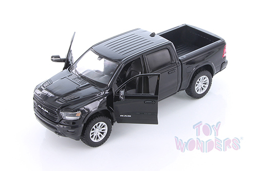 Showcasts Collectibles - Dodge Ram 1500 Crew Cab Laramie Pickup Truck (2019, 1/27 scale diecast model car, Asstd.) 79357/2/16D