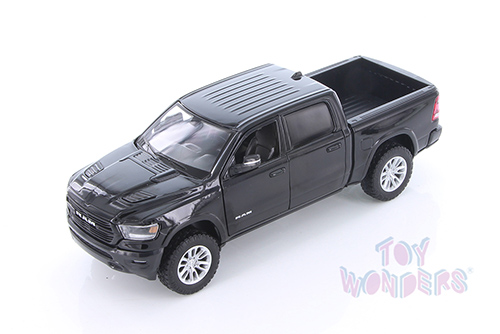Showcasts Collectibles - Dodge Ram 1500 Crew Cab Laramie Pickup Truck (2019, 1/27 scale diecast model car, Asstd.) 79357/2/16D