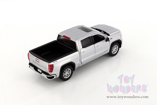 Showcasts Collectibles - GMC&reg; Sierra 1500 SLT Crew Cab Pickup Truck (2019, 1/27 scale diecast model car, Silver) 79361SV/16D