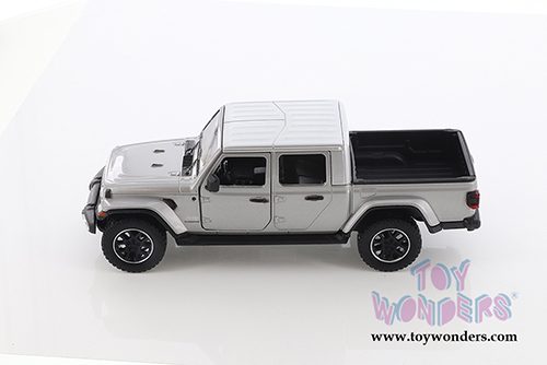 Showcasts® Collectibles - Jeep® Gladiator Overland (Closed Top) Pickup Truck (2021, 1/27 scale diecast model car, Silver) 79365SV MAP: $22.99