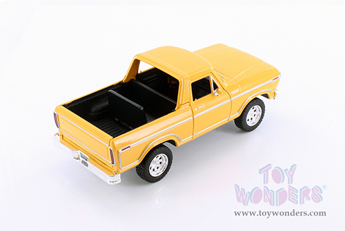 Showcasts® Collectibles - Ford Bronco (open top) (1978, 1/24 scale diecast model car, Yellow) 79374WYL MAP: $22.99