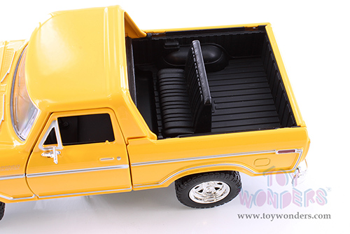 Showcasts® Collectibles - Ford Bronco (open top) (1978, 1/24 scale diecast model car, Yellow) 79374WYL MAP: $22.99