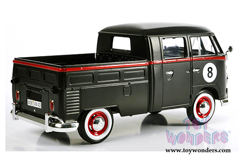 Motormax - Volkswagen Type 2 (T1) Double Cab Pickup #8 (1/24 scale diecast model car, Matte Black) 79562